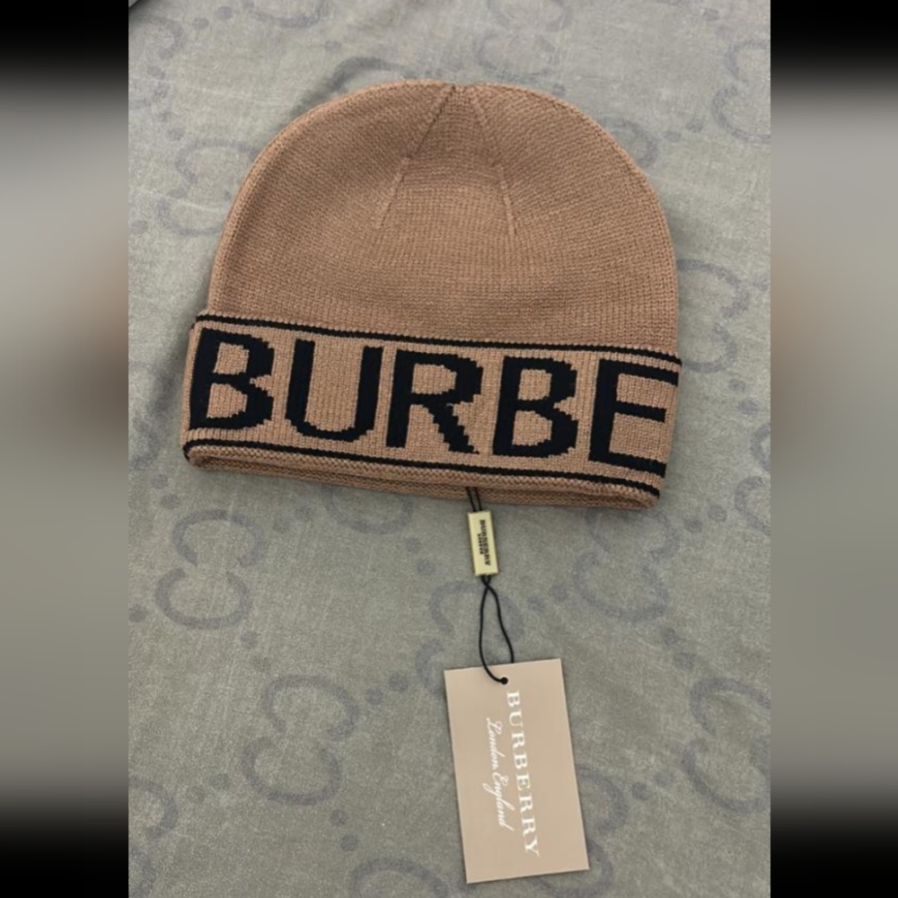 Burberry Tan Knit Hat